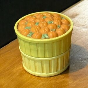 60’s Avon Pretty Peach Creme Sachet Jar